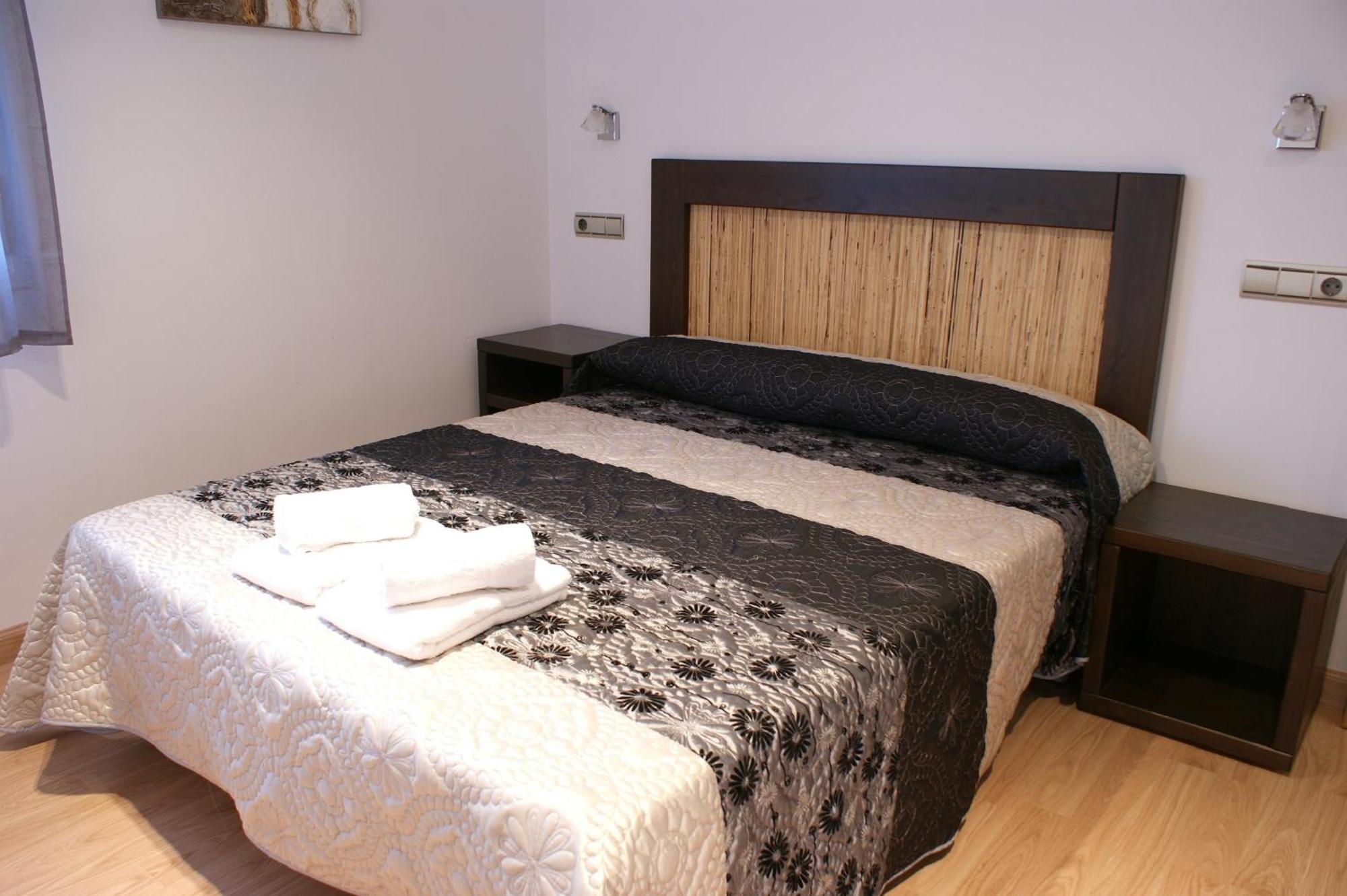 Puerta De Ordesa Garden Apartment Laspuña Стая снимка